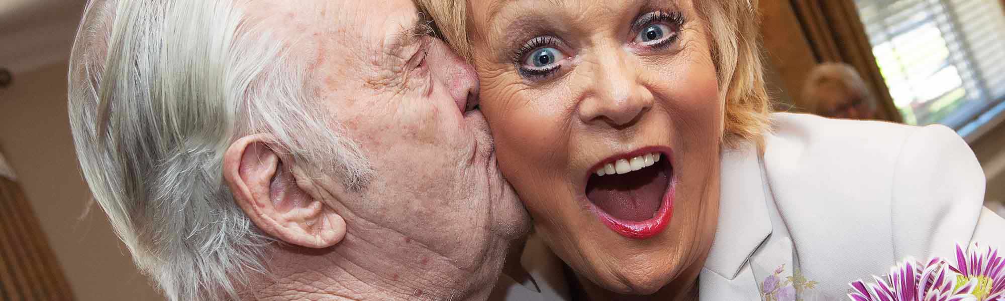 Sherrie Hewson Avery Ambassador visits afternoon tea hempstalls hall kiss resident