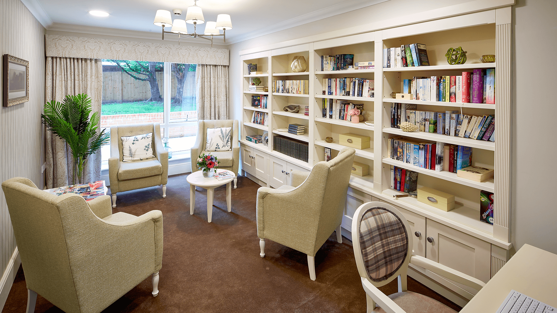 Edenbridge Manor Library